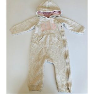 Gap Baby Light Gray Hooded Zipped Girls Outfit Size 12-18 Months